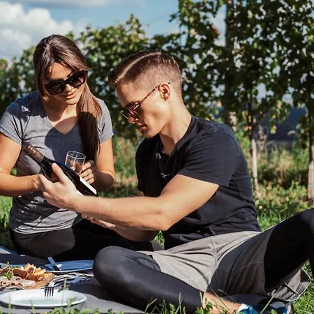 Sibon Wine & Jeruzalem Hotell